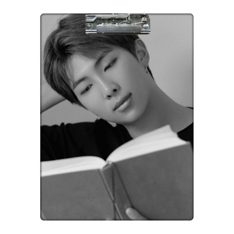 تخته شاسی طرح نامجون بی تی اس سایز A4 کد B8021