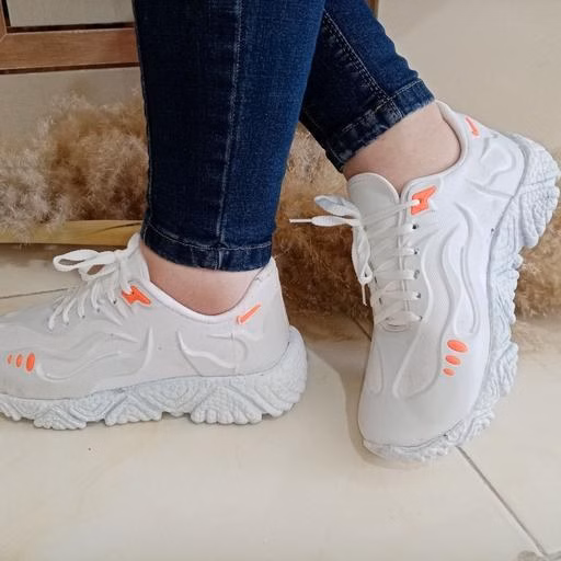 کفش اسپورت سفید زنانه سایز 39کدB8337