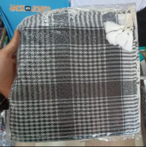 چفیه سنتی طرح چهار خونه جنس پارچه ای کد B8651