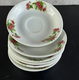 نعلبکی مدل گل سرخی کد B21360